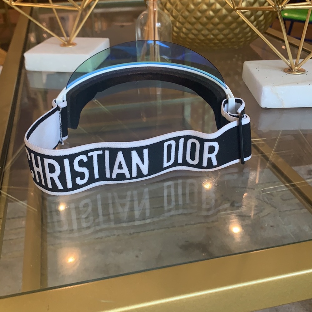 Dior Visor - Picture 2 of 3